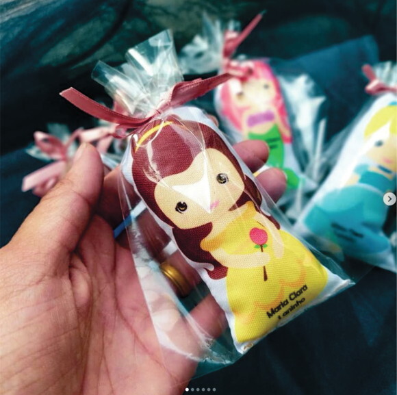Almofadinha de personagem