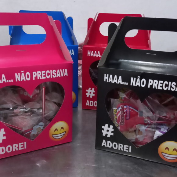 Caixinha com Doces para o Dia das Criancas