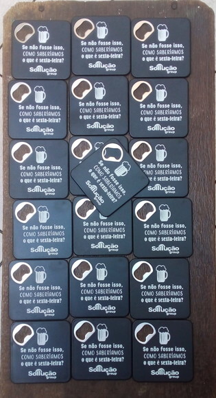Porta Copo com Abridor Personalizado