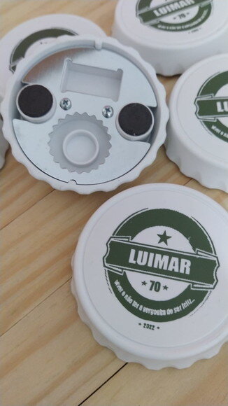 Abridor de Garrafa com Imã Personalizado