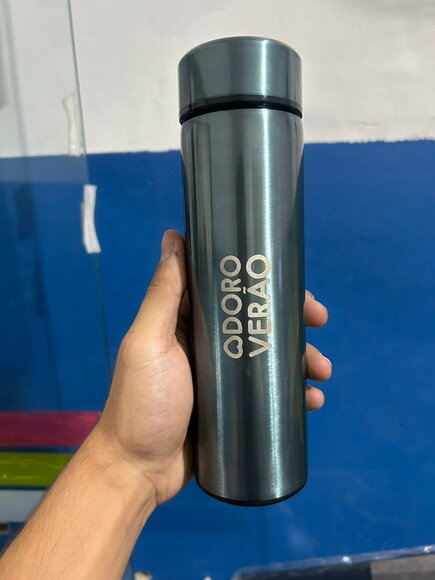 Garrafa Térmica 550ml Gravação Colorida