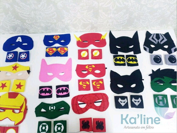 Kit Máscara + Bracelete Super Heróis - 1ª PEÇA
