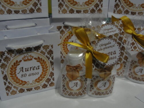 Lembrancinha Kit Sacolinha Dourado