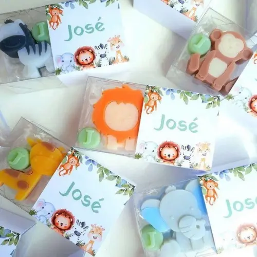 Kit com 20 Unidades Lembrancinha Safari