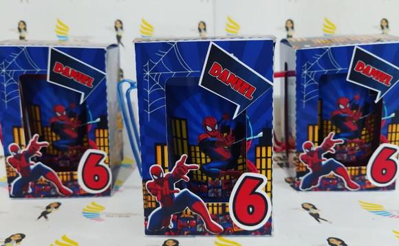 Caneca Acrílica na Caixa Homen Aranha