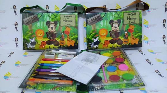 Kit Pintura Estojo de Colorir Mickey Safari