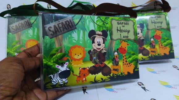 Kit Pintura Estojo de Colorir Mickey Safari
