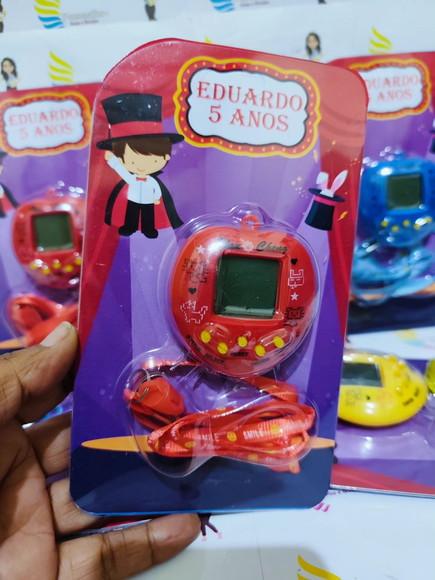 Tamagotchi Bichinho Virtual Circo Tradicional Menino