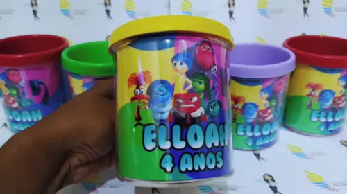 Caneca Acrílica Rosqueável Divertidamente