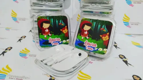Fone Na Caixa Chapeuzinho Vermelho