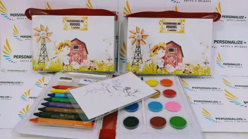 Kit Pintura Estojo de Colorir Fazendinha Aquarela