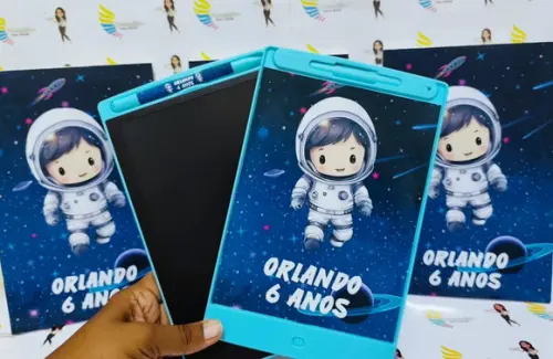 Lousa Tablet Mágico Personalizada Astronauta