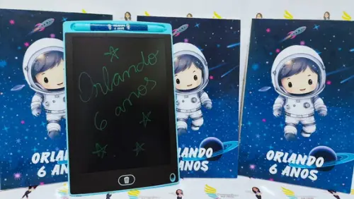 Lousa Tablet Mágico Personalizada Astronauta