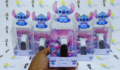 Relógio na Caixinha de Acetato Lembrançinhas Stich