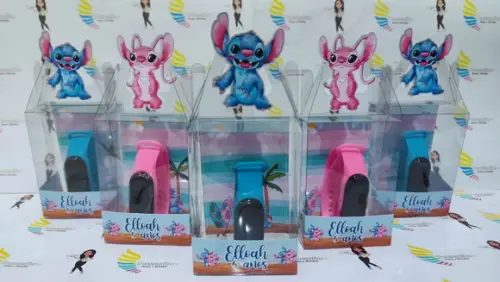 Relógio na Cx. de Acetato Lembrançinhas Stitch e Angel