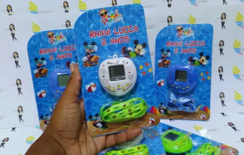Tamagotchi Bichinho Virtual Mickey Praia