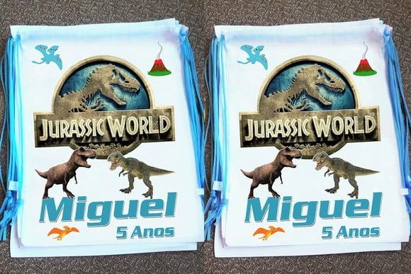 Mochilinha Ecobag Sacochila Personalizada Dinossauro