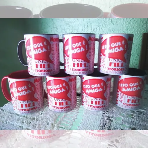 01 Caneca em Cerâmica 350 ml Personalizada Amiga