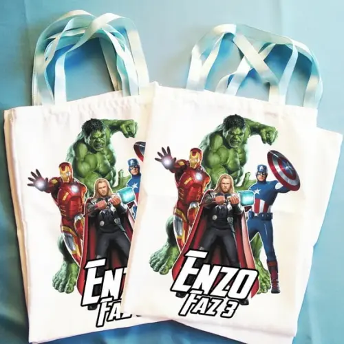 Kit com 15 Bolsinhas Sacolinhas Personalizadas Vingadores