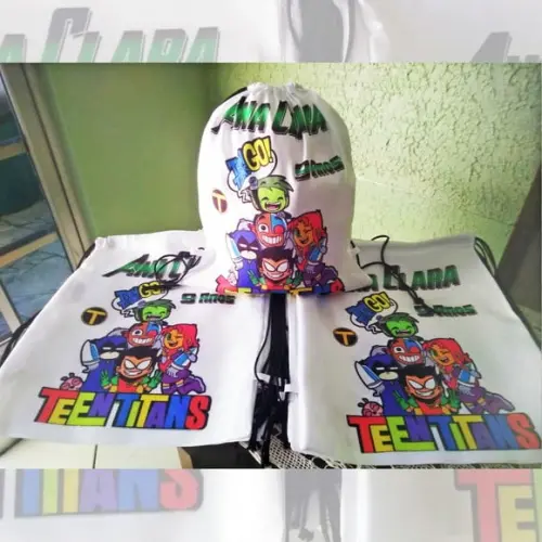 Mochilinha Ecobag Sacochila Personalizada Jovens Titans