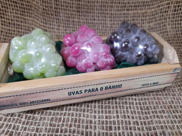 Caixote Uvas para o Banho