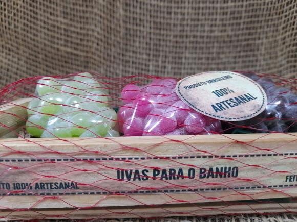 Caixote Uvas para o Banho