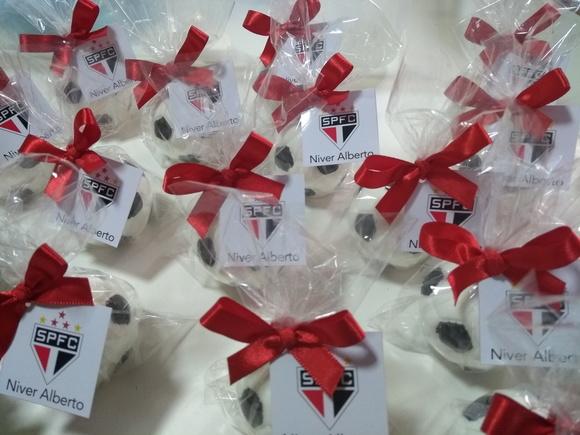 Sabonete Bola de Futebol com TAG Personalizada