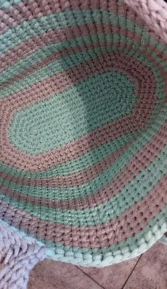 Bolsa em Crochê com Tassel e Detalhes em Madeira