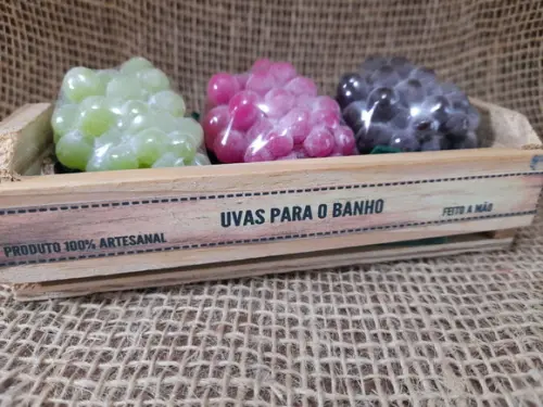 Caixote Uvas para o Banho