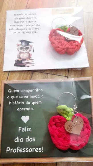Chaveiro Maçã Fio de Malha
