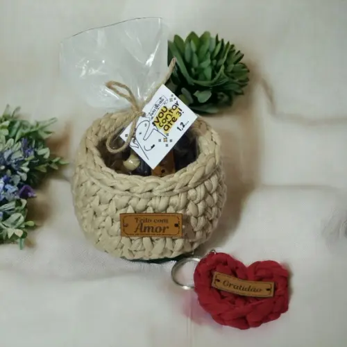 Lembrancinha Cestinho de Malha Dia das Mães
