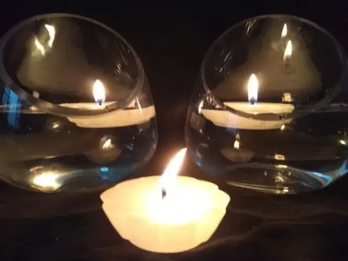 Velas Flutuantes (pacote com 15 Velas)