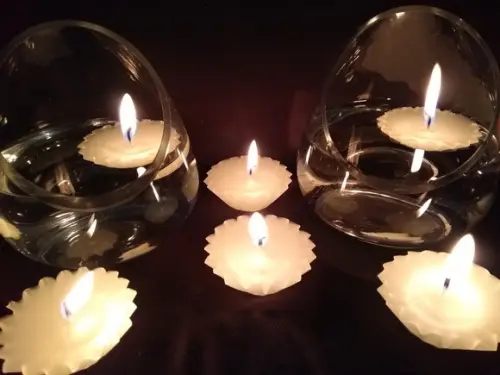 Velas Flutuantes (pacote com 15 Velas)