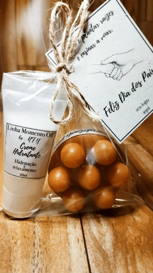 Kit hidratante e barra massageadora para o rosto