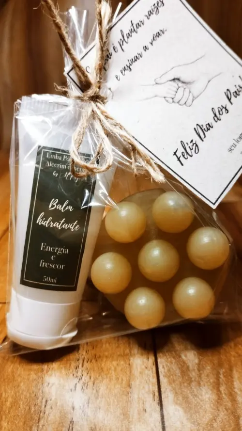 Kit hidratante e barra massageadora para o rosto