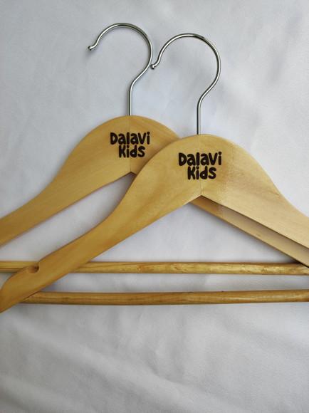 2 Cabides Infantis Personalizados