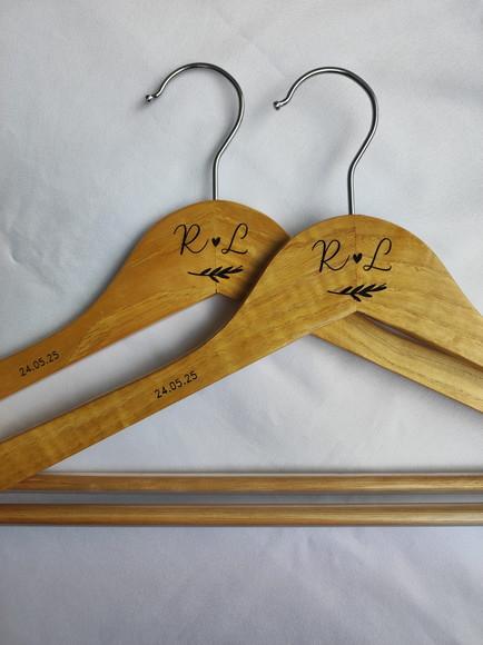 2 Cabides para Casamento Personalizados