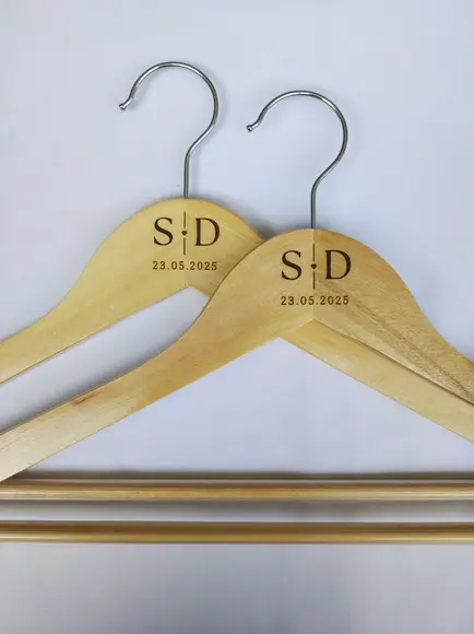 2 Cabides para Casamento Personalizados