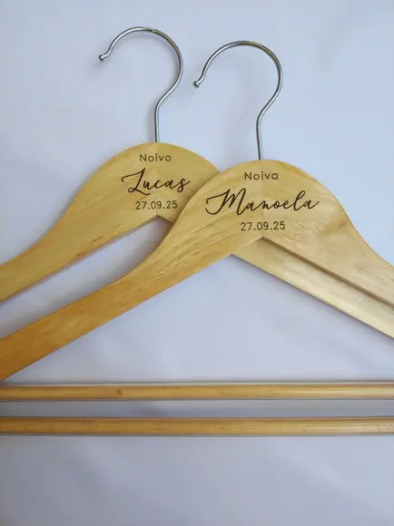 2 Cabides para Casamento Personalizados