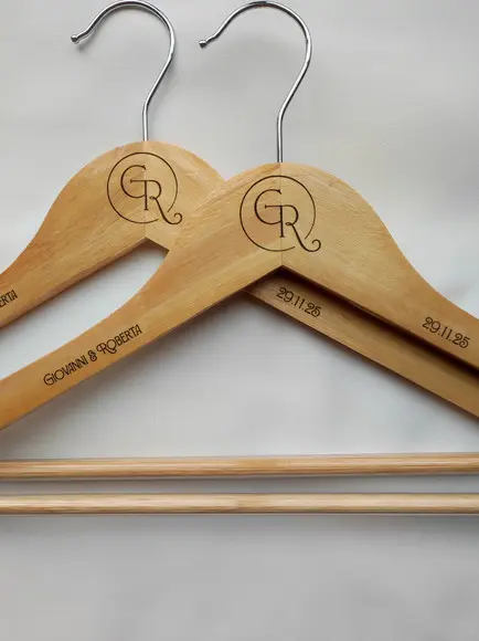 2 Cabides para Casamento Personalizados