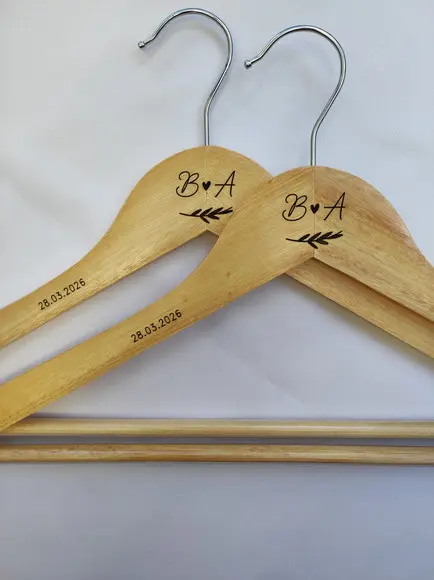 2 Cabides para Casamento Personalizados
