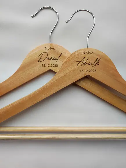 2 Cabides para Casamento Personalizados