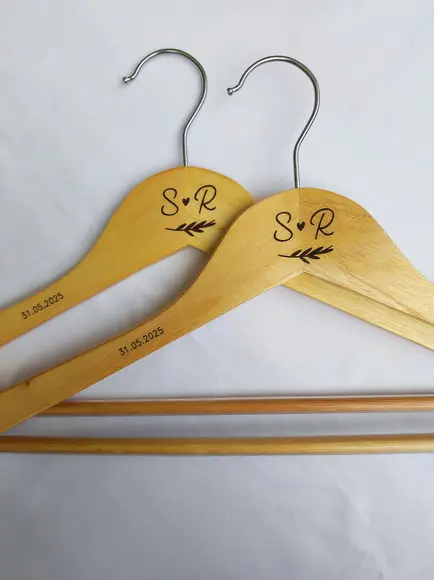 2 Cabides para Casamento Personalizados