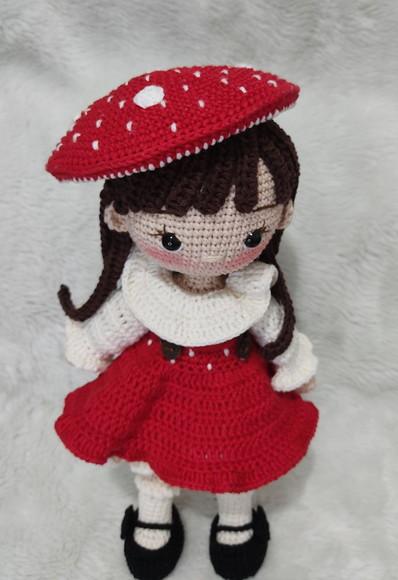 Boneca Amanita Amigurumi