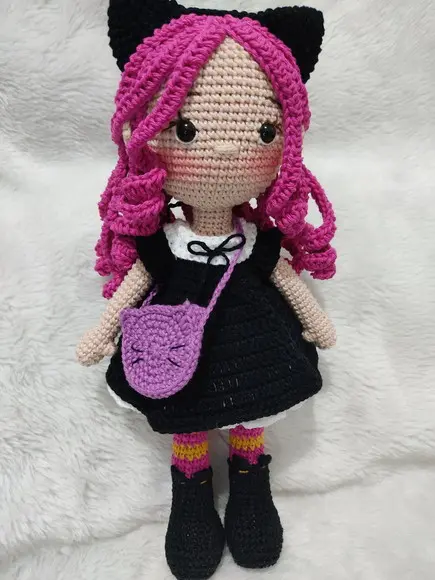 Boneca Kat Amigurumi