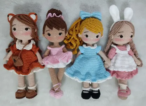 Boneca Rosie Amigurumi
