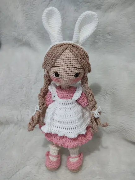 Boneca Rosie Amigurumi