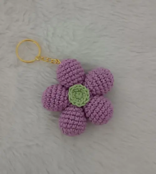 Chaveiro Flor Amigurumi