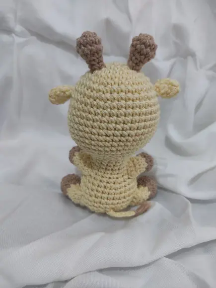 Girafa Mini Amigurumi