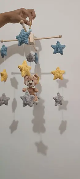 Móbile Urso Estrelas Amigurumi